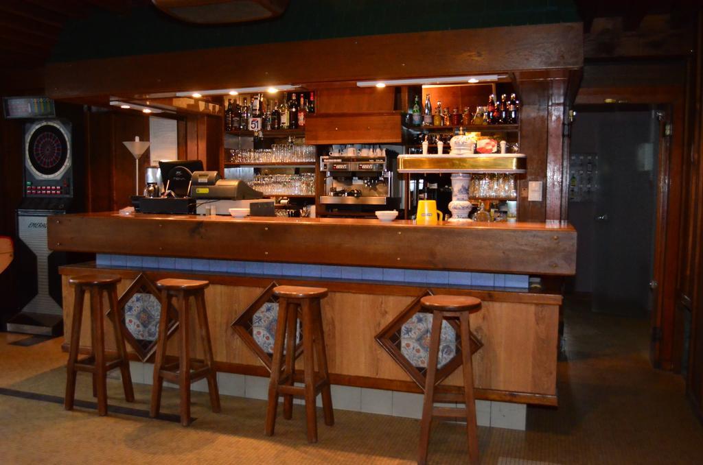 Auberge Du Lac Hotel Marcilly-sur-Tille Ngoại thất bức ảnh